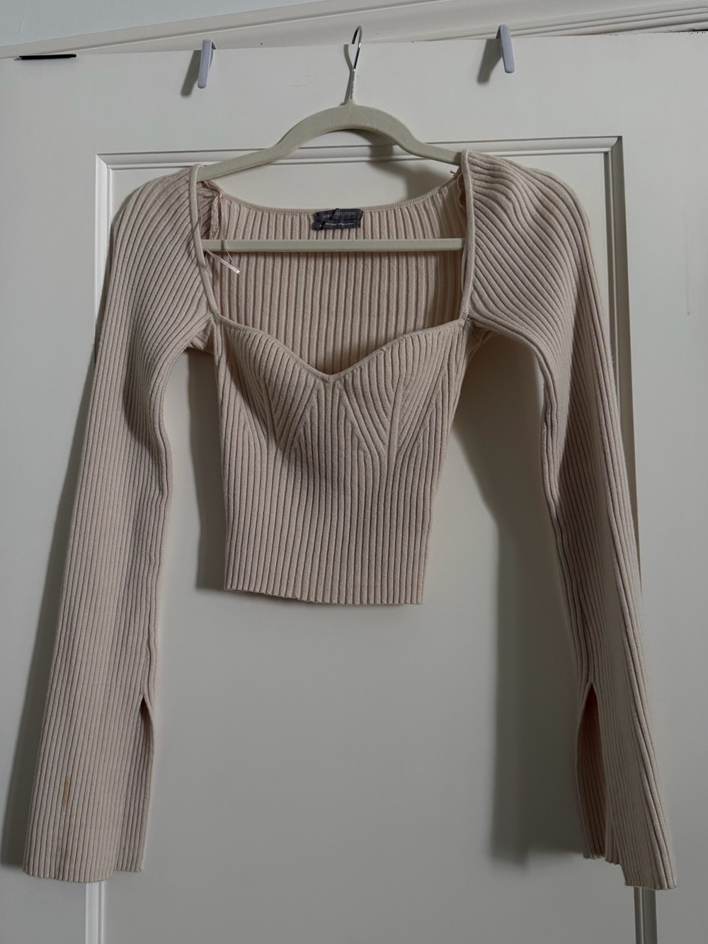 Ribbed Sweetheart Neck Long Sleeve Crop Top - Cream KHAITE